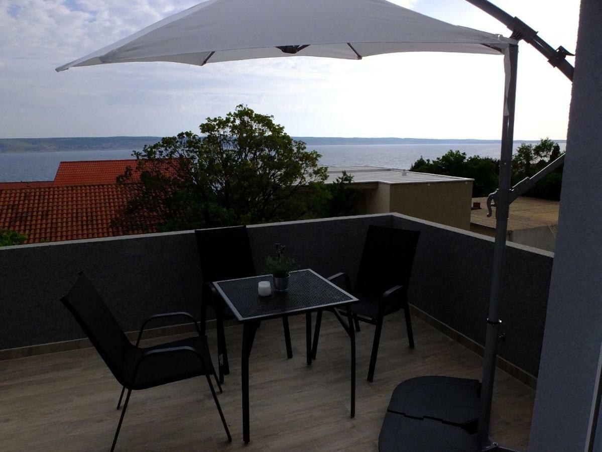 Apartmani Berno Starigrad Paklenica Bagian luar foto